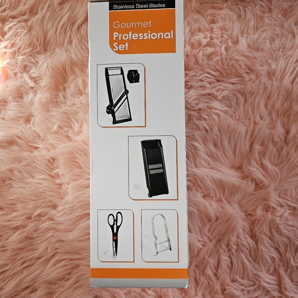 Professional Gourmet Set, chef slicer, shredder, peeler, scissors - Picture 4 of 5